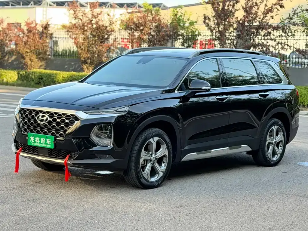 Hyundai Santa Fe — фото 1