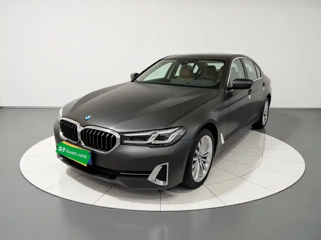 BMW 5 Series — фото 3