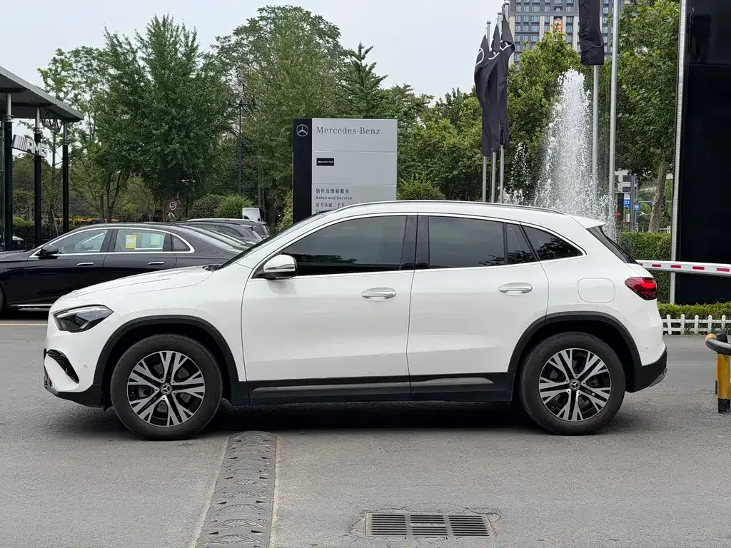 Mercedes-Benz GLA — фото 10