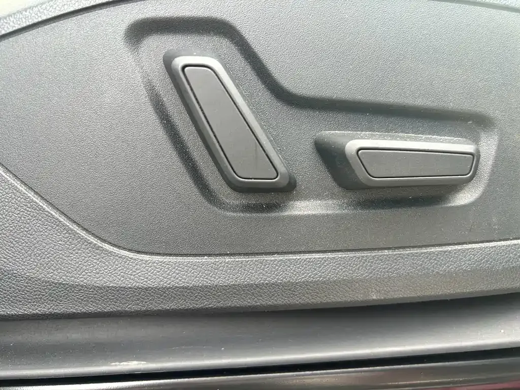 Audi Q3 Sportback — фото 10