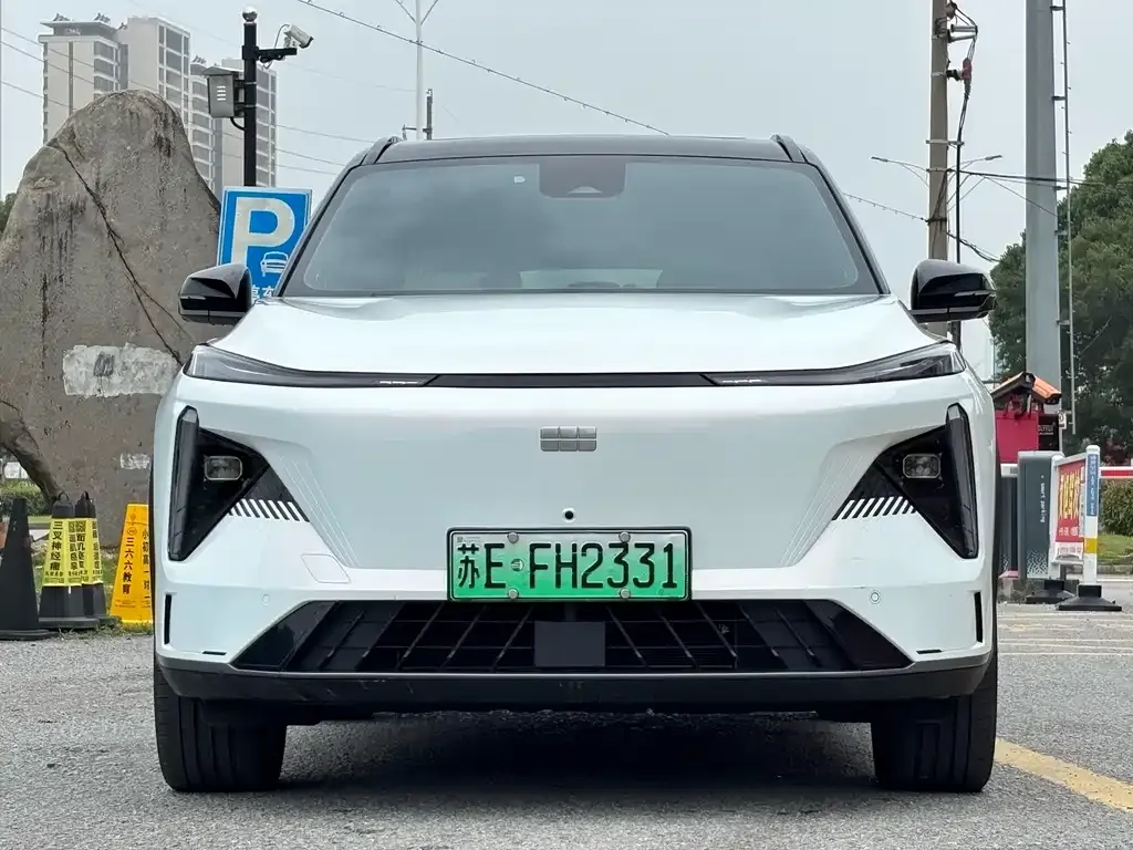 Geely Galaxy L7 — фото 1
