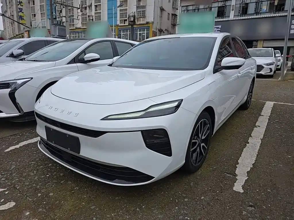 Roewe D6 — фото 10