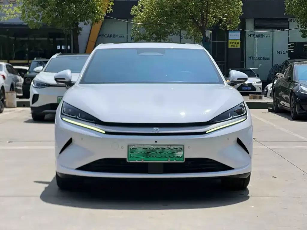 BYD Qin L — фото 8
