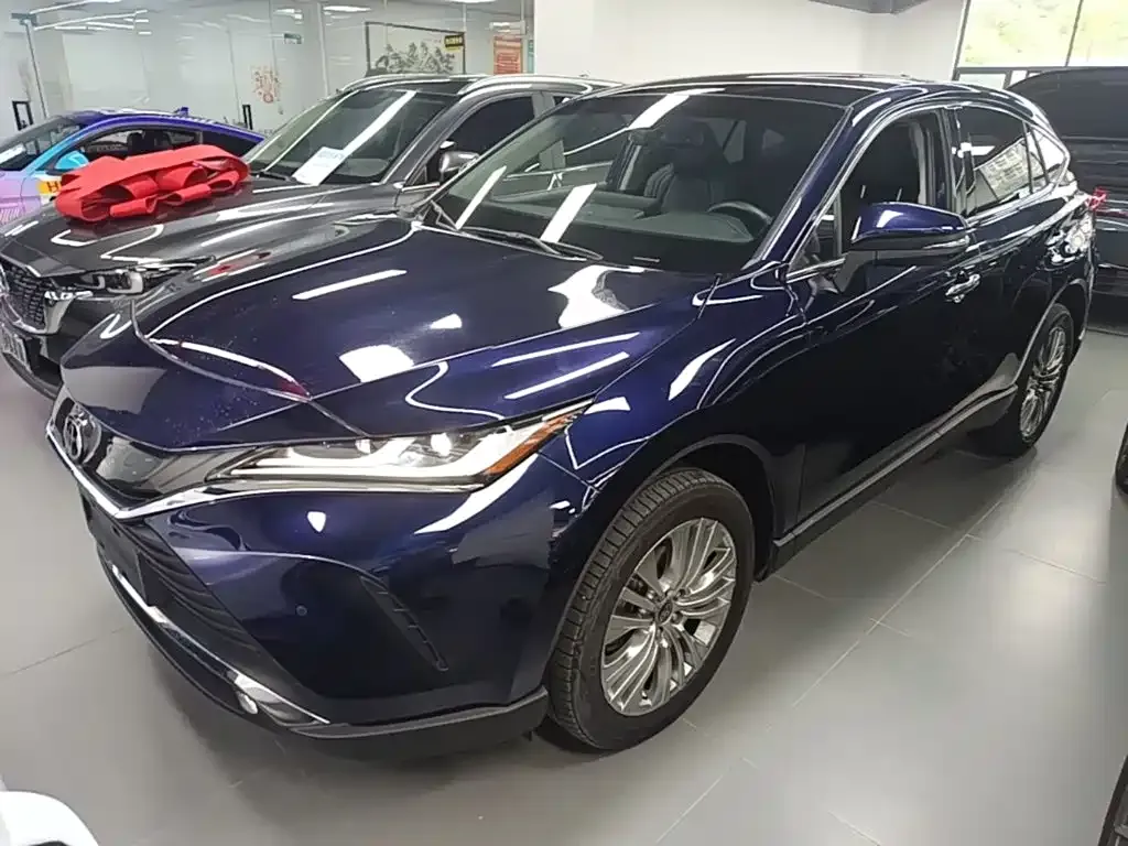 Toyota Harrier — фото 10