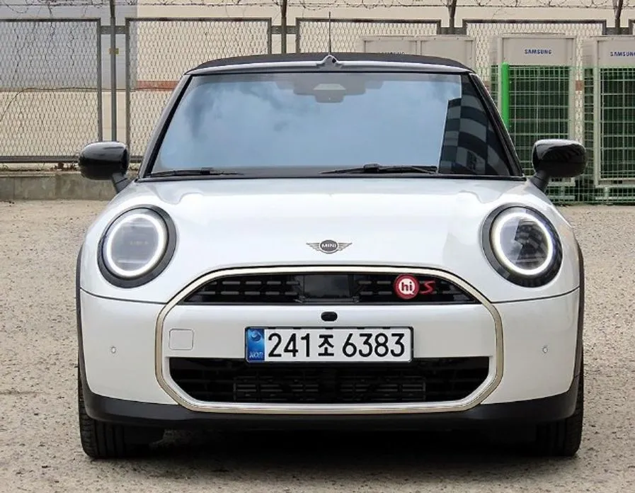 Mini Cooper Convertible — фото 7