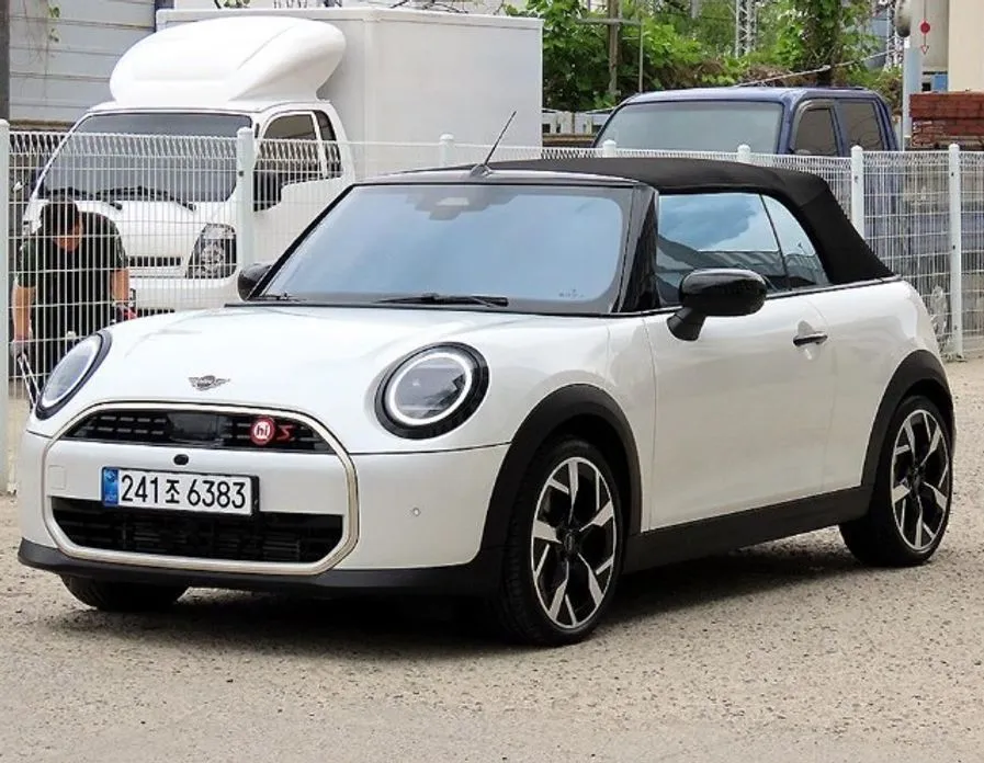 Mini Cooper Convertible — фото 4
