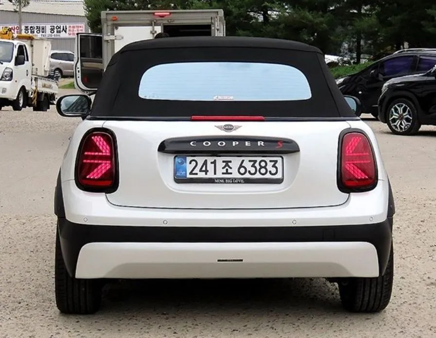 Mini Cooper Convertible — фото 6