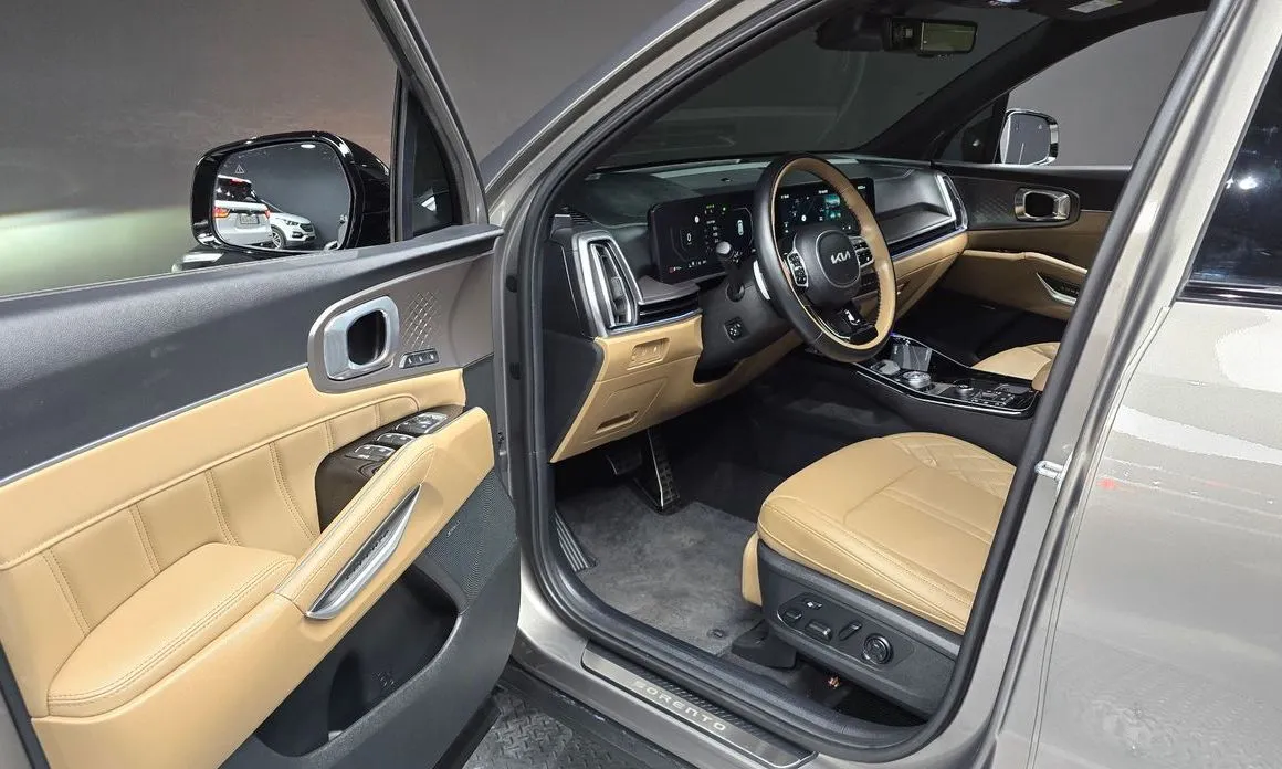 Kia Sorento — фото 5