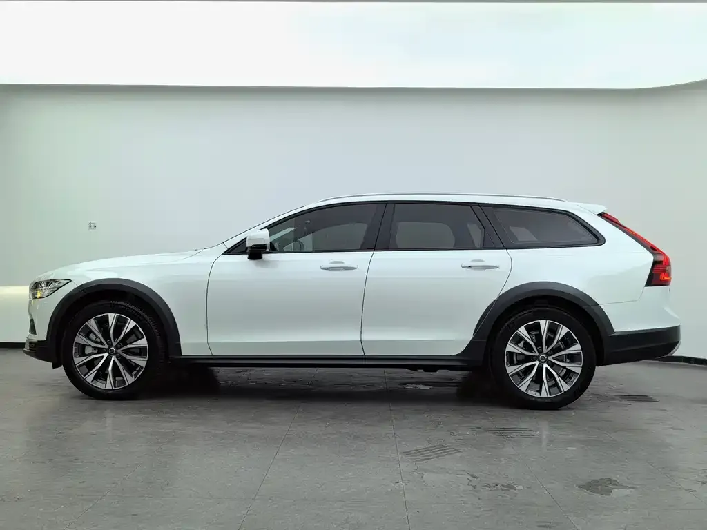 Volvo V90 — фото 3