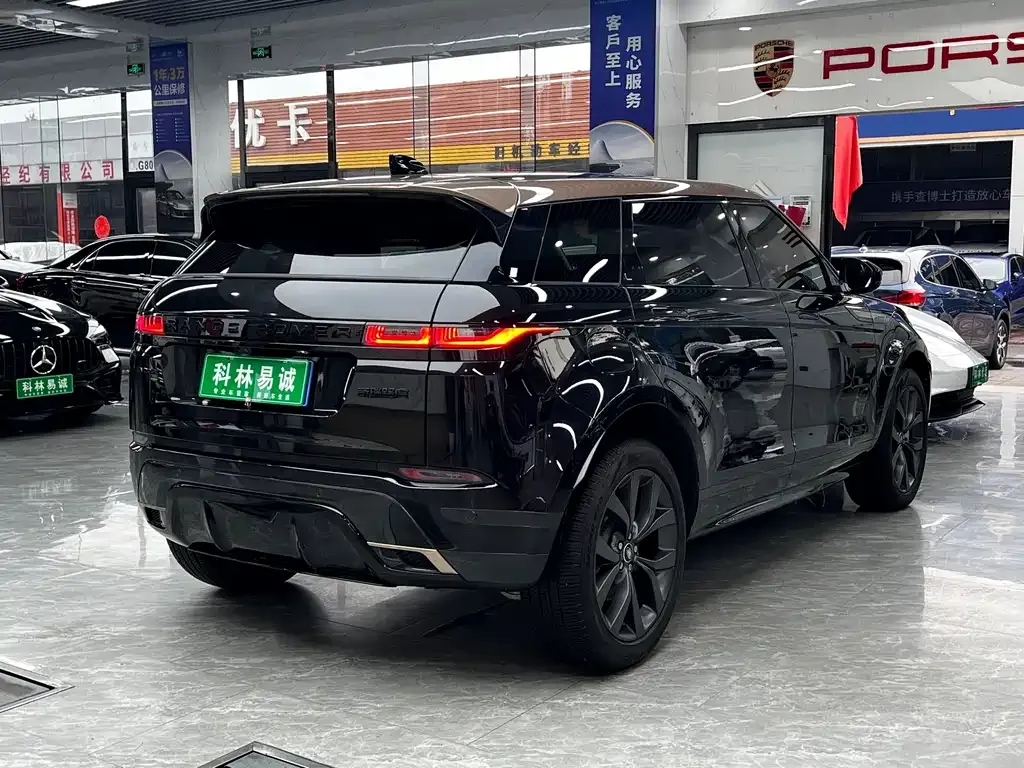 Land Rover Evoque — фото 10