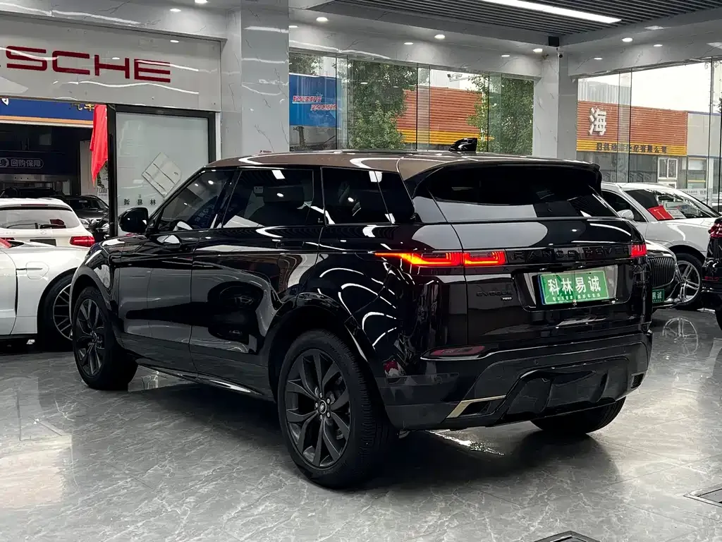 Land Rover Evoque — фото 4