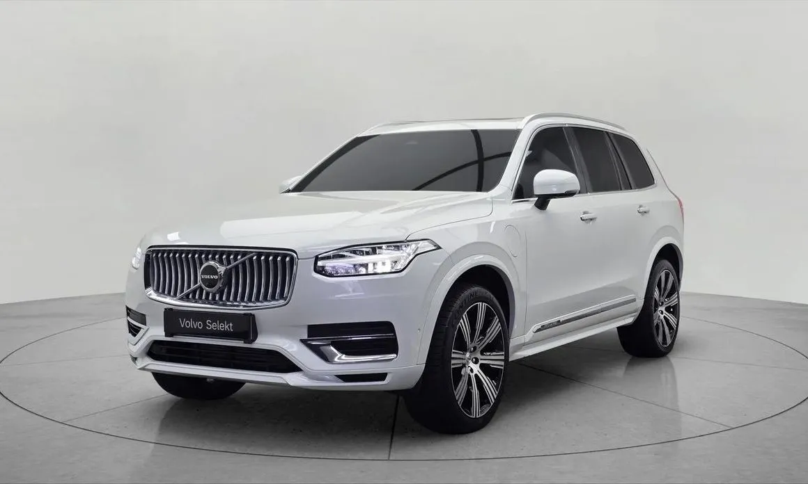 Volvo XC90 — фото 1