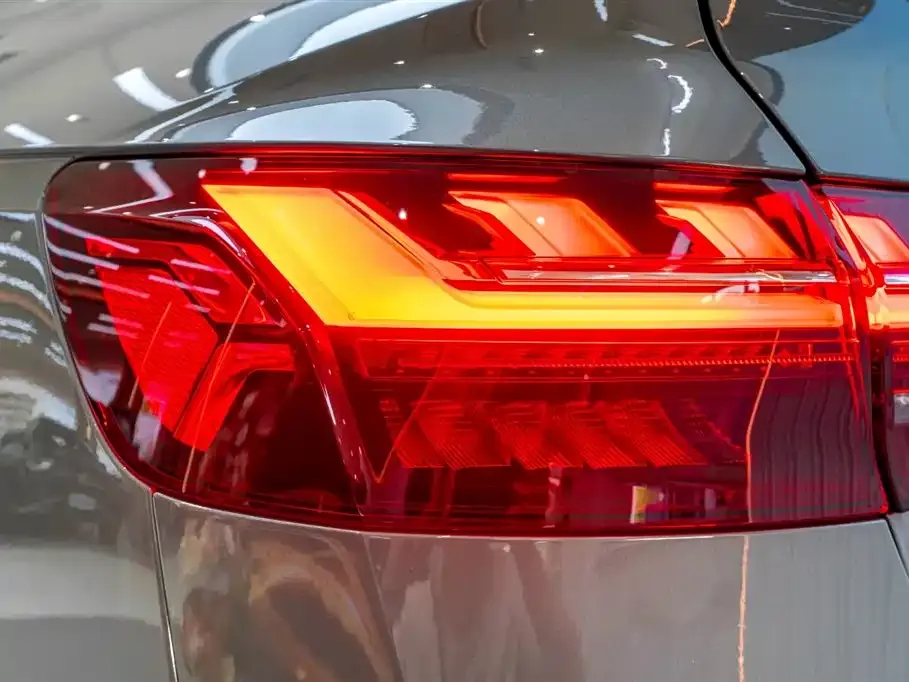 Audi S4 — фото 9