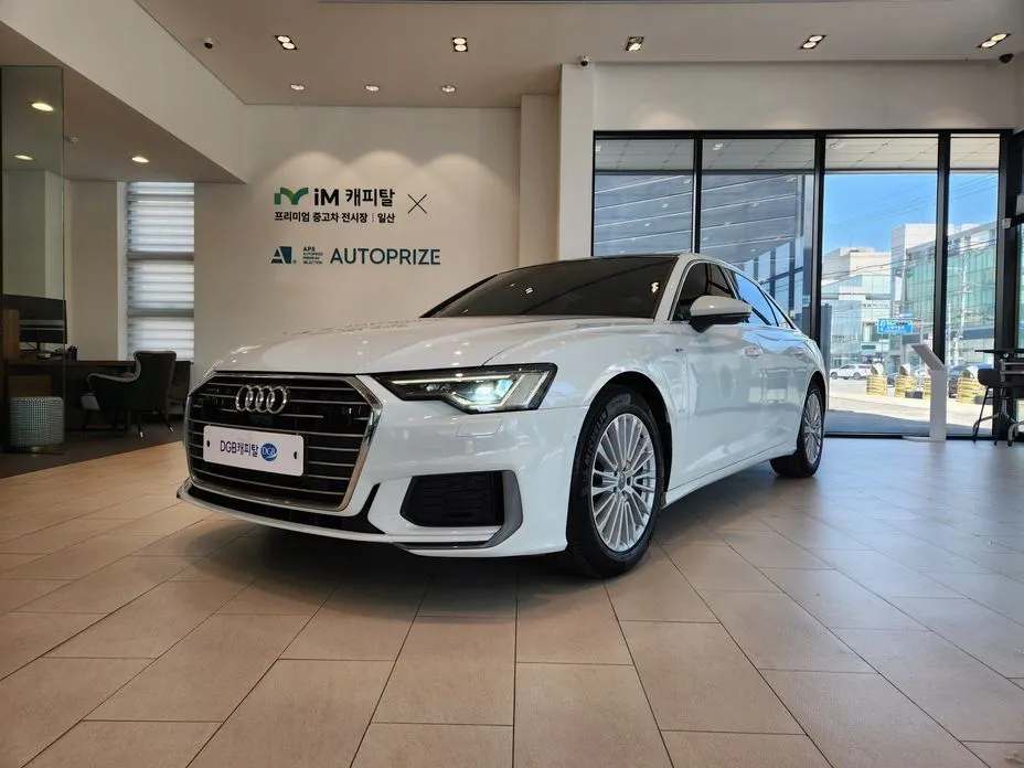 Audi A6 — фото 1