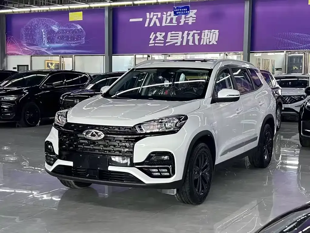 Chery Tiggo 8 — фото 1
