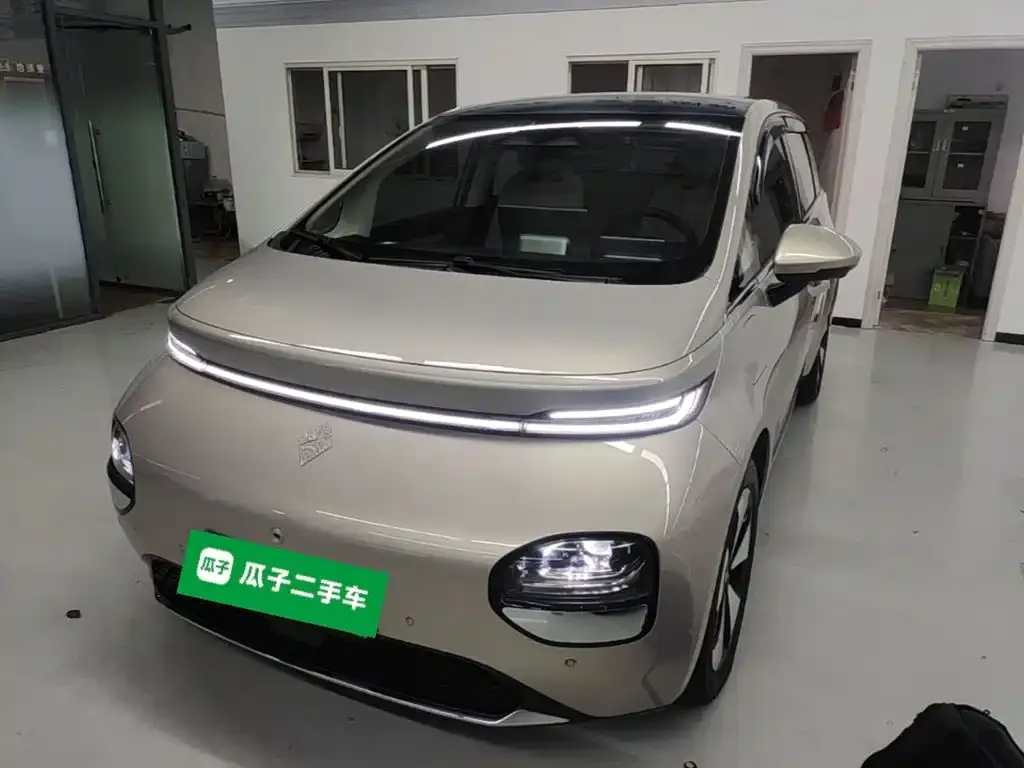 Baojun Yunduo — фото 1