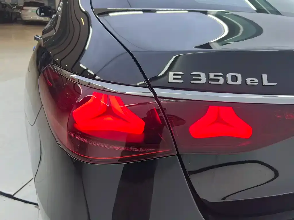 Mercedes-Benz E-Class New Energy — фото 2