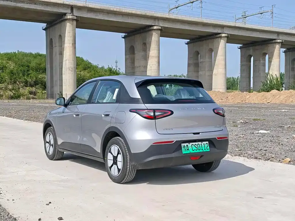 Geely Starburst — фото 10