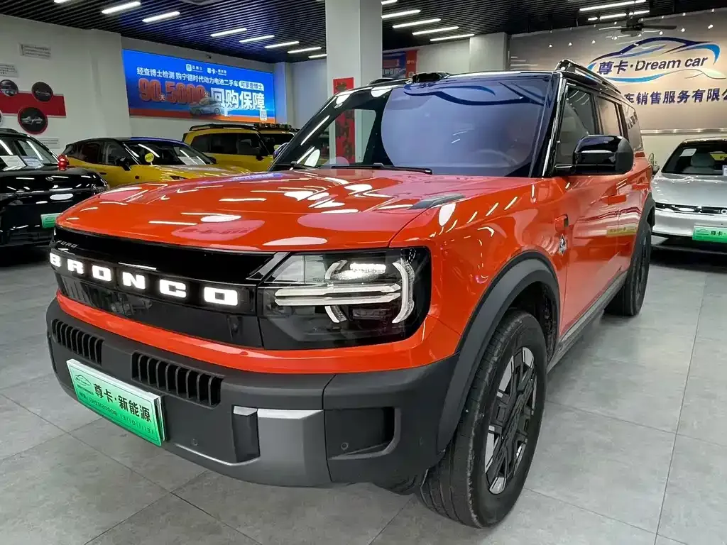 Ford Bronco Basecamp — фото 1