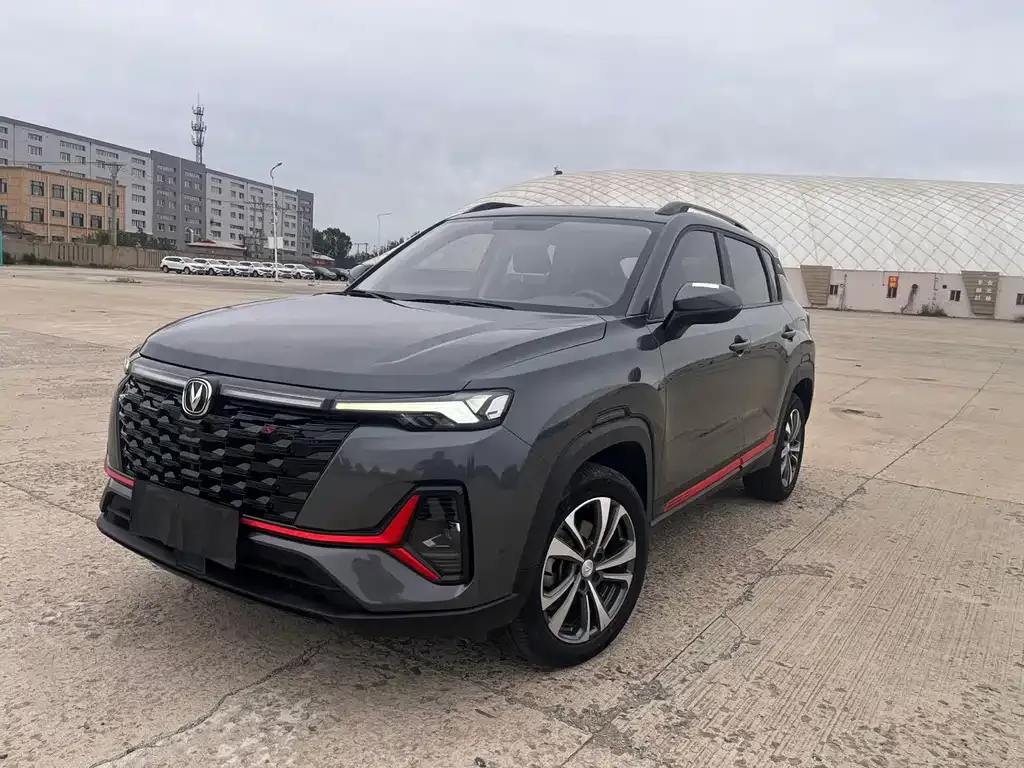 Changan CS35PLUS — фото 1