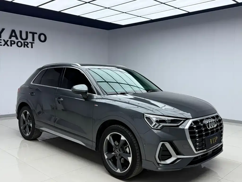 Audi Q3 — фото 10
