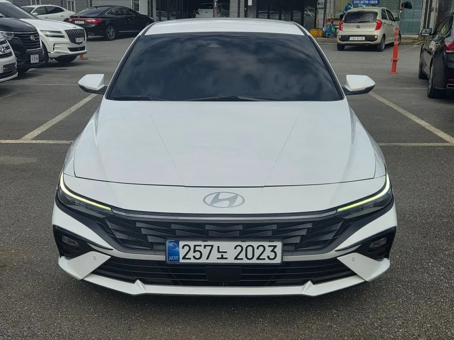 Hyundai AVANTE — фото 1