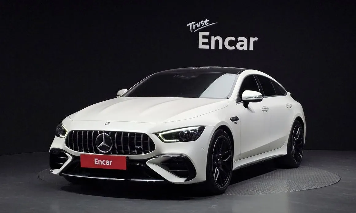 Mercedes-Benz AMG GT — фото 1