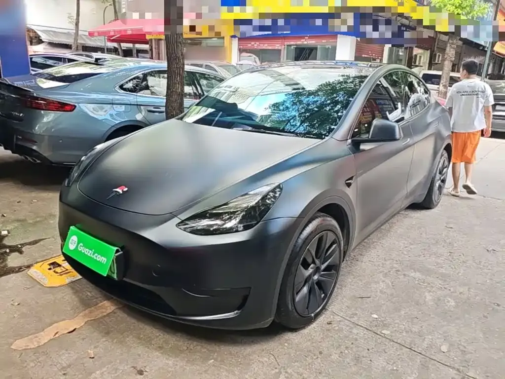 Tesla Model Y — фото 4