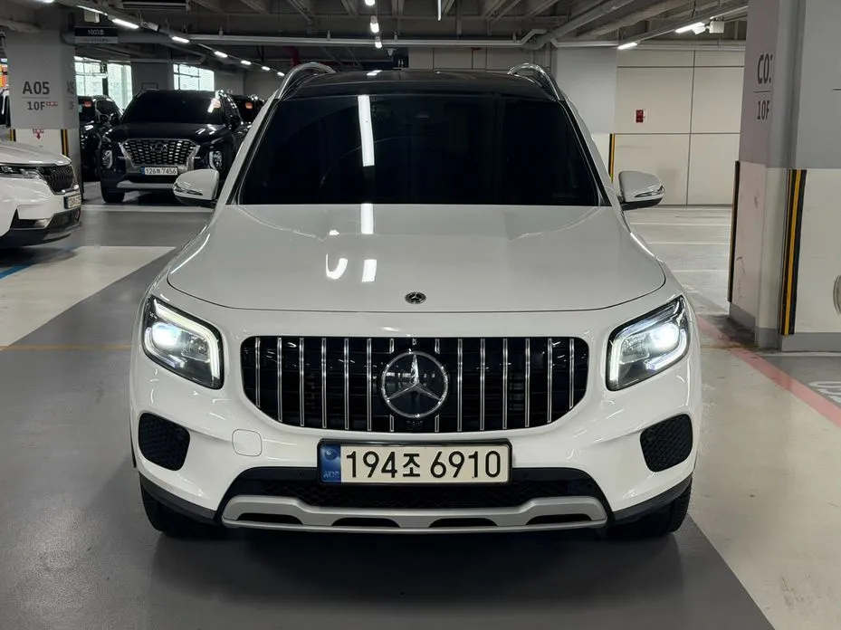 Mercedes-Benz GLB-Class — фото 1