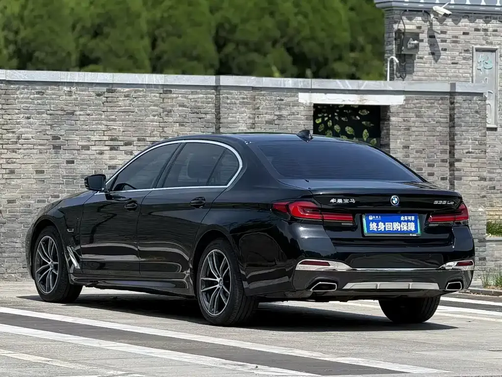 BMW 5 Series New Energy — фото 3