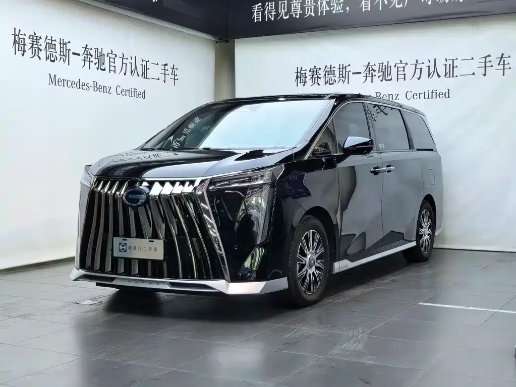 GAC Motor Trumpchi M8 — фото 1