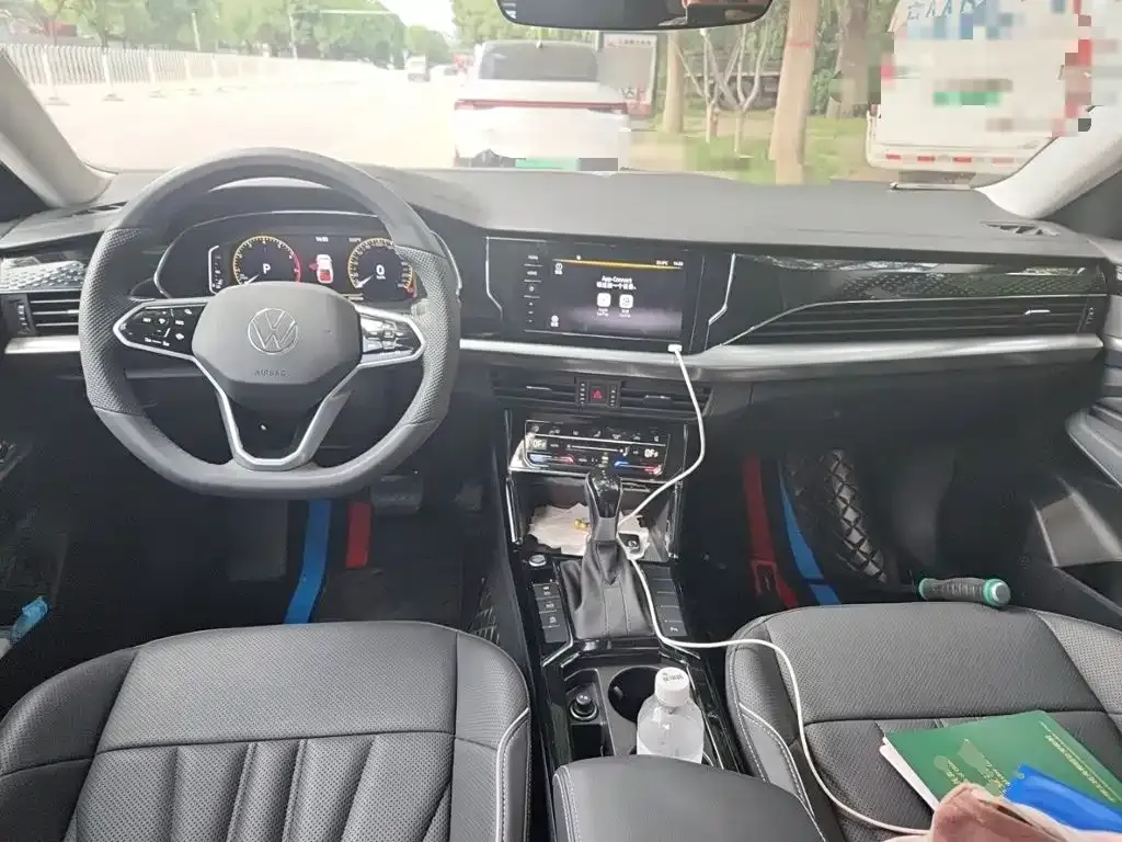 Volkswagen Passat — фото 10