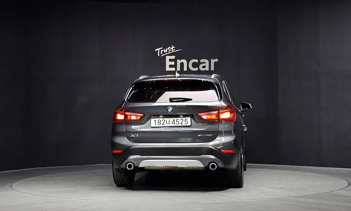 BMW X1 — фото 2