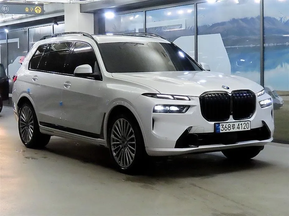 BMW X7 — фото 1