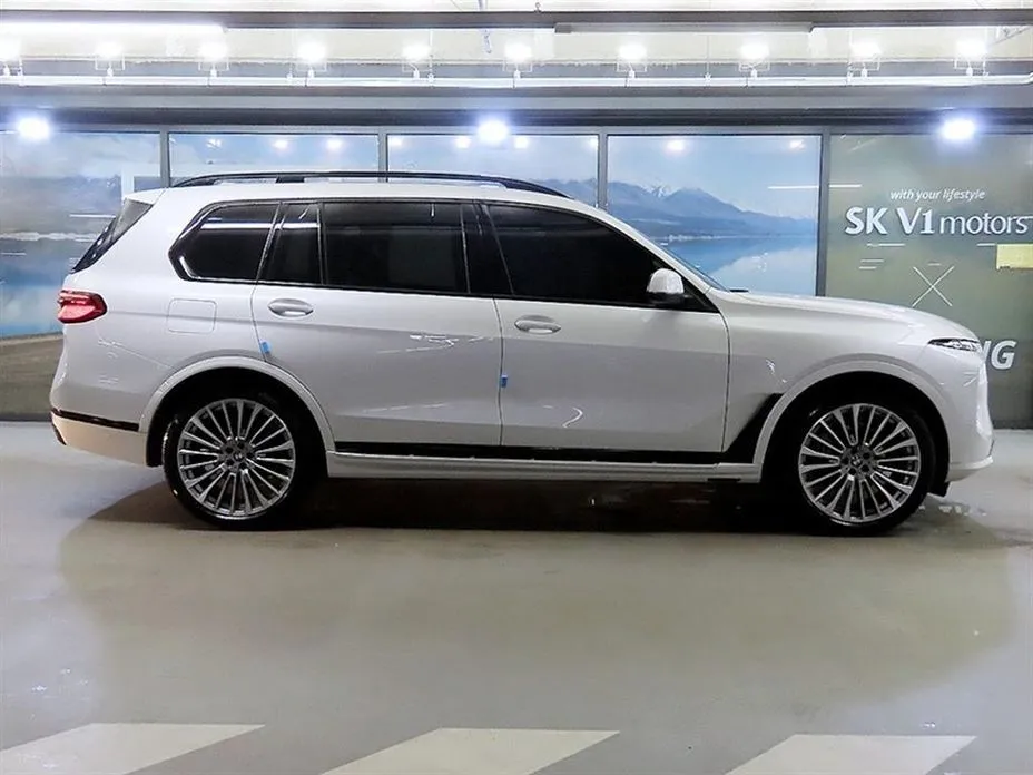 BMW X7 — фото 2