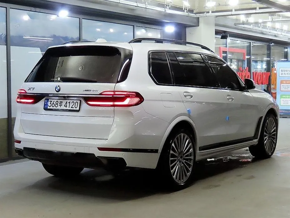 BMW X7 — фото 8