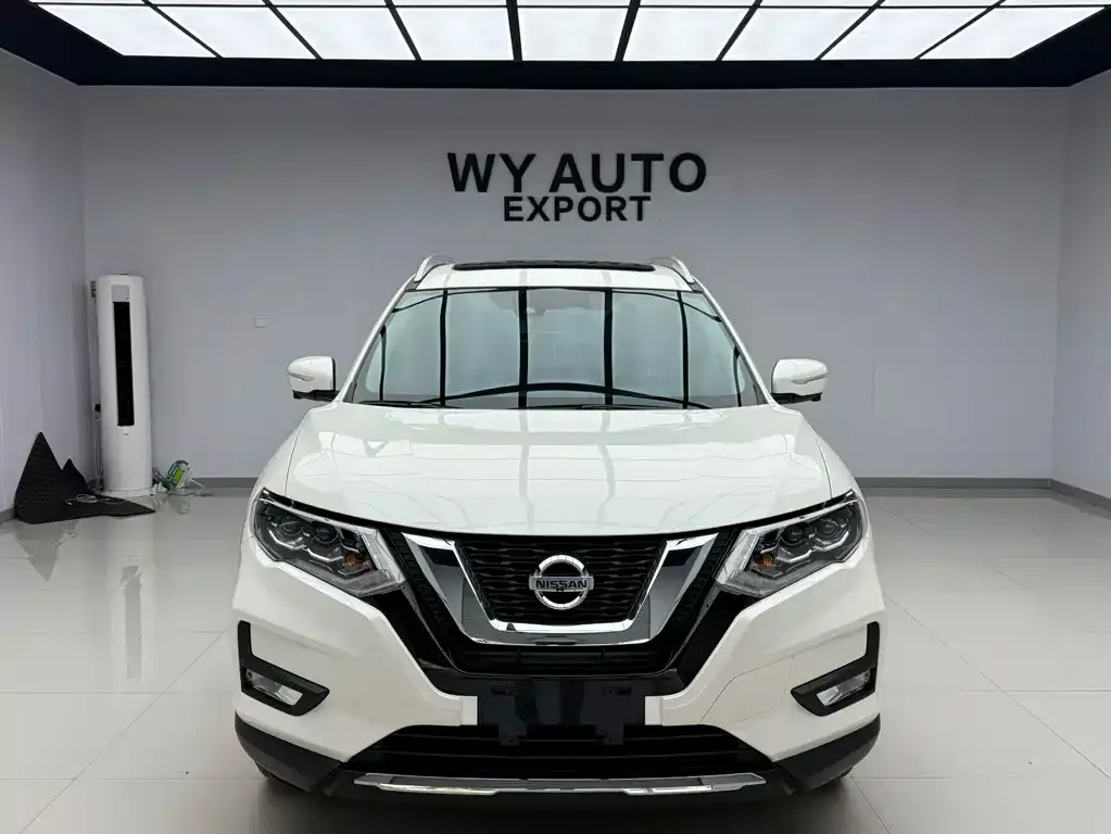 Nissan X-Trail — фото 10
