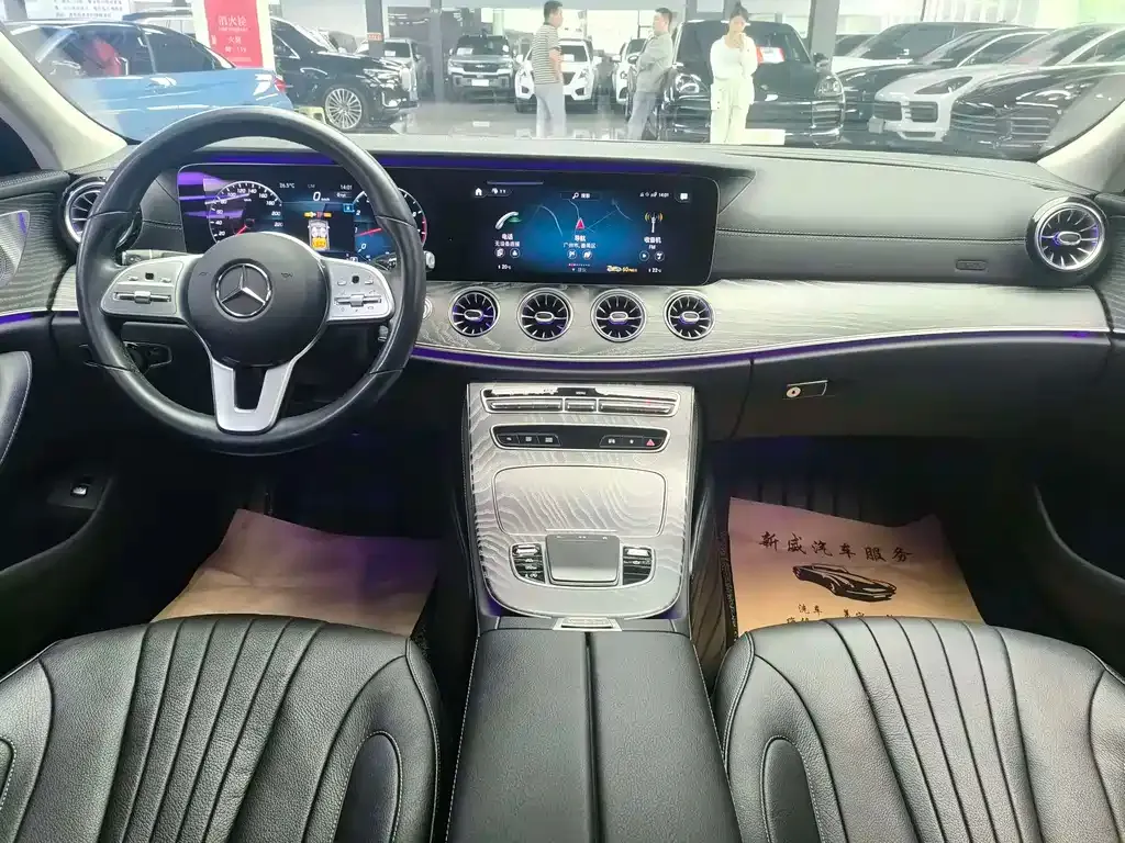 Mercedes-Benz CLS — фото 6