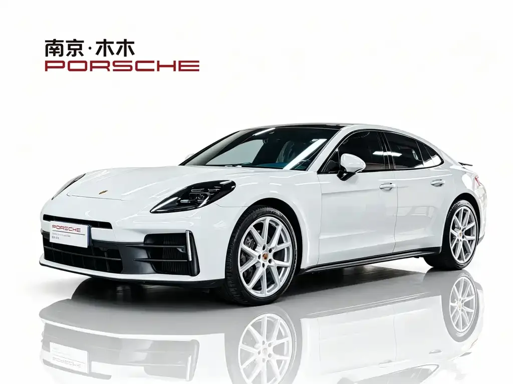 Porsche Panamera — фото 1