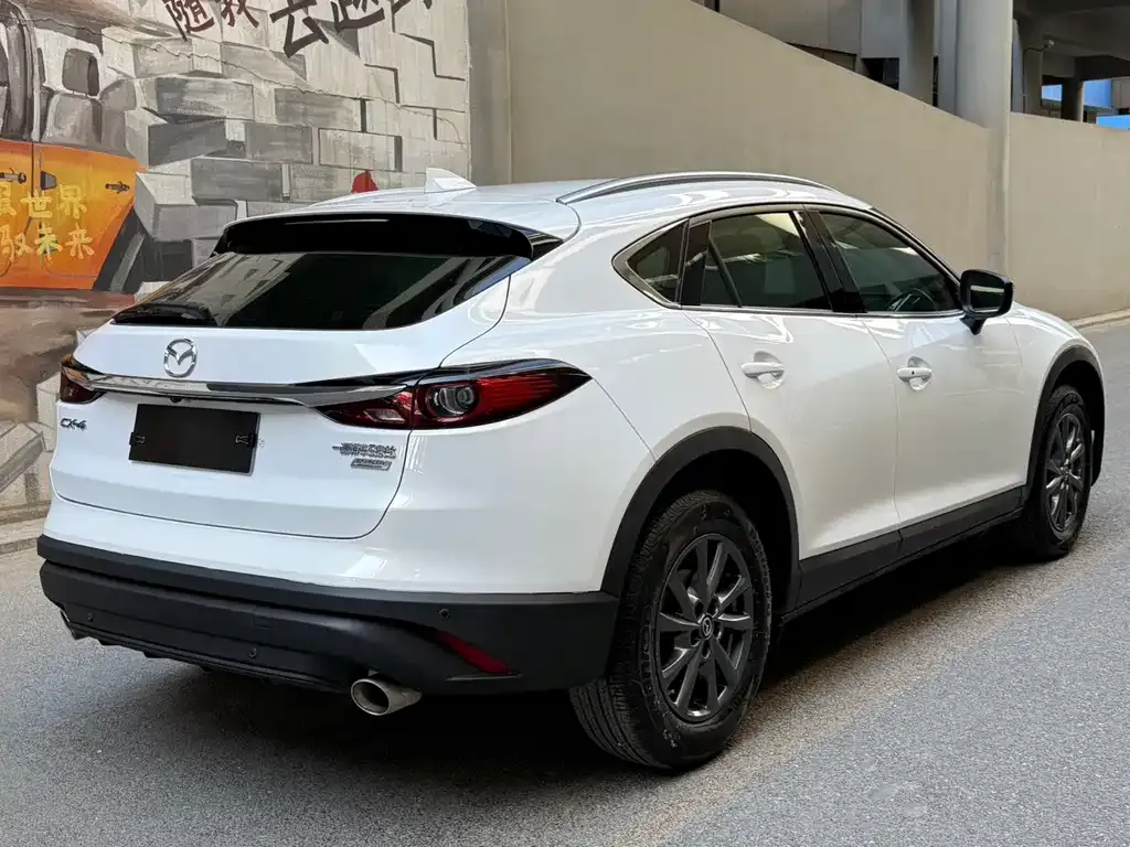 Mazda CX-4 — фото 4