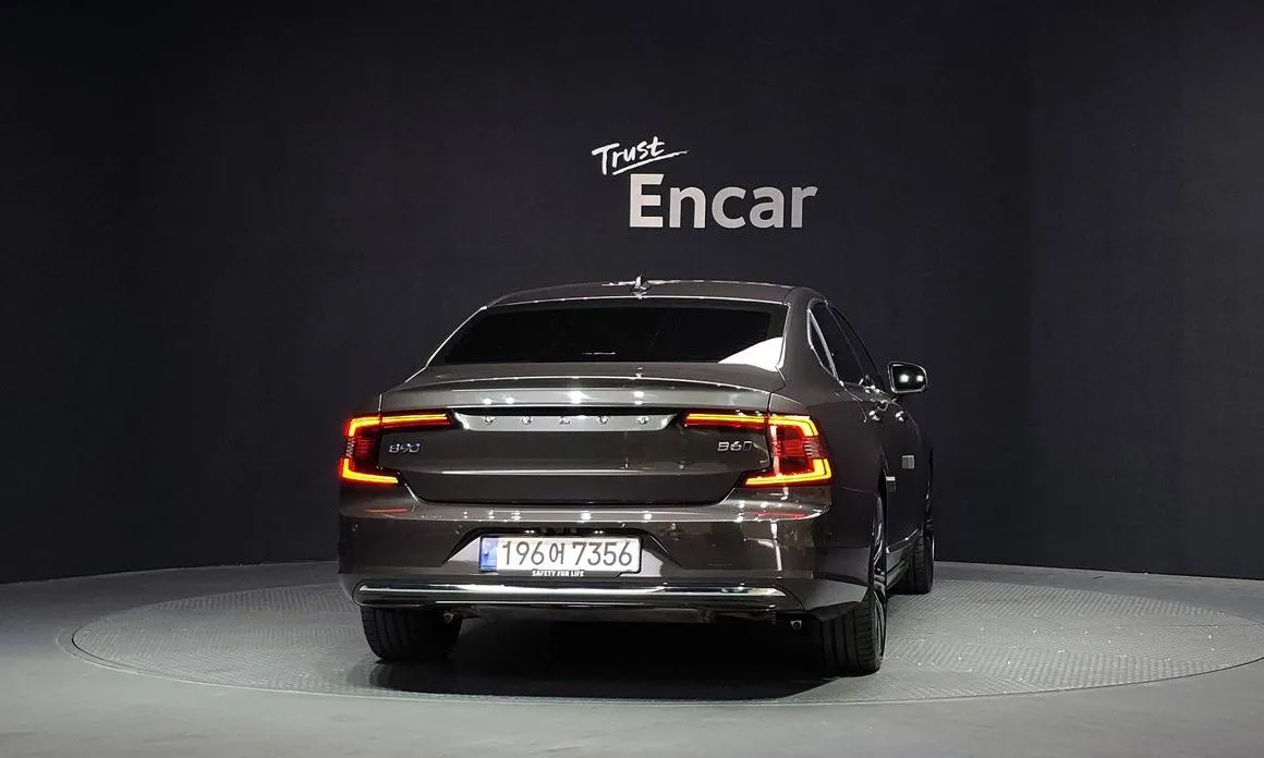 Volvo S90 — фото 7
