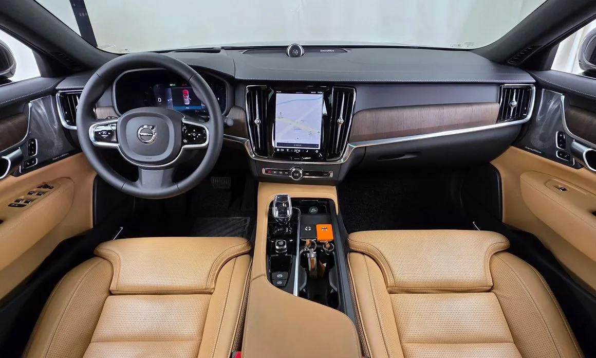Volvo S90 — фото 9