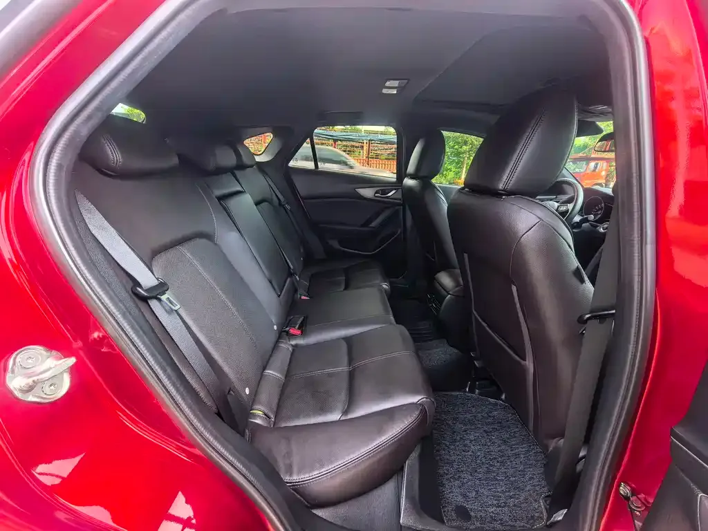 Mazda CX-4 — фото 4