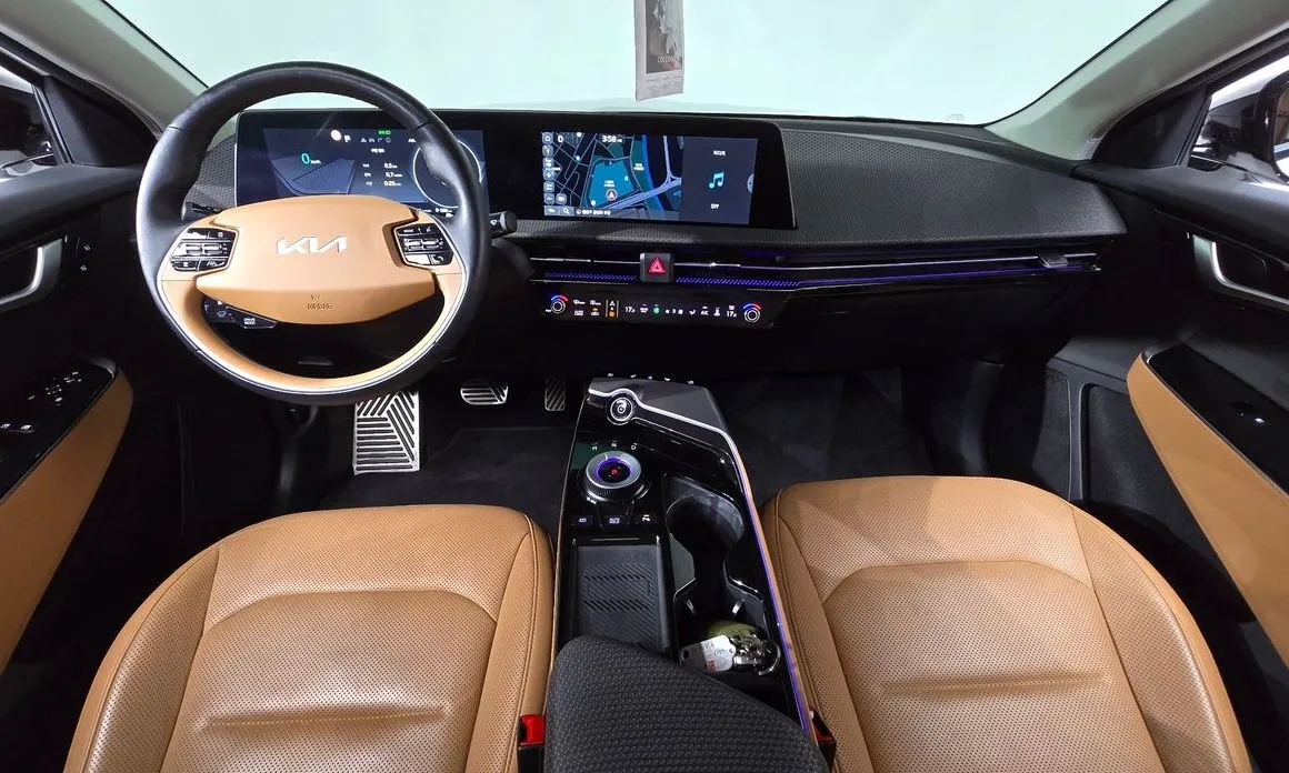 Kia EV6 — фото 10