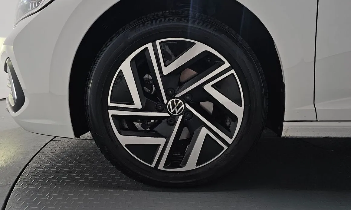 Volkswagen Jetta — фото 3