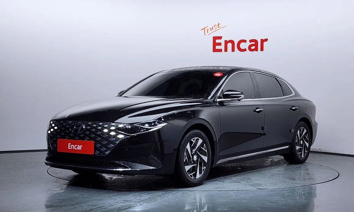 Hyundai Grandeur — фото 1