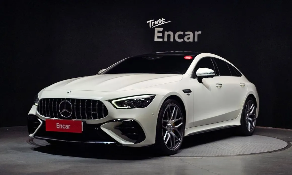 Mercedes-Benz AMG GT — фото 1