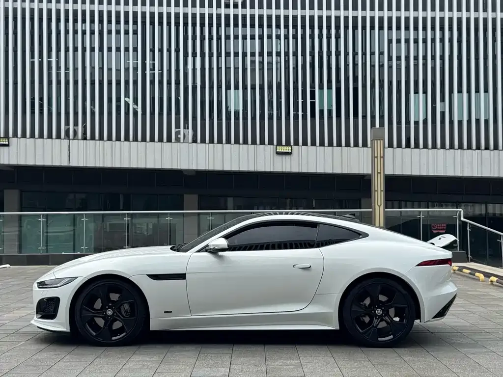Jaguar F-TYPE — фото 2