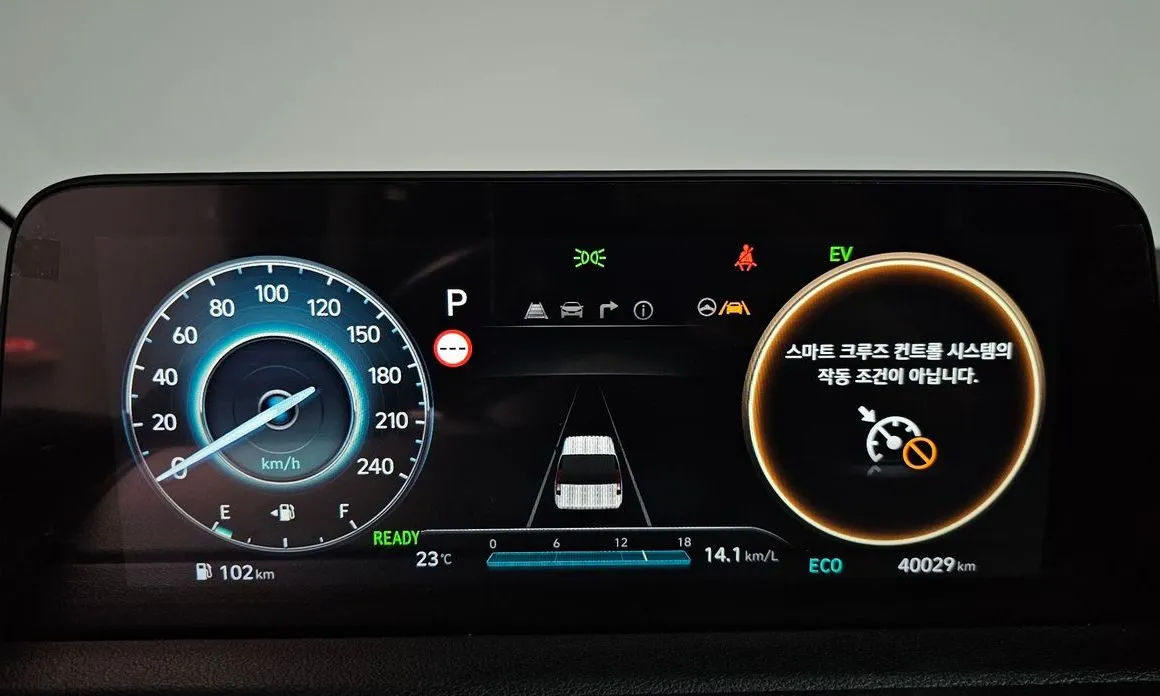 Hyundai Staria — фото 2
