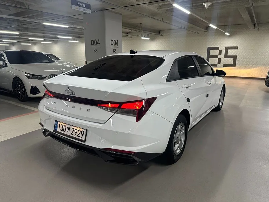 Hyundai AVANTE — фото 5